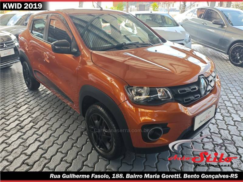 RENAULT - KWID - 2018/2019 - Laranja - R$ 39.900,00