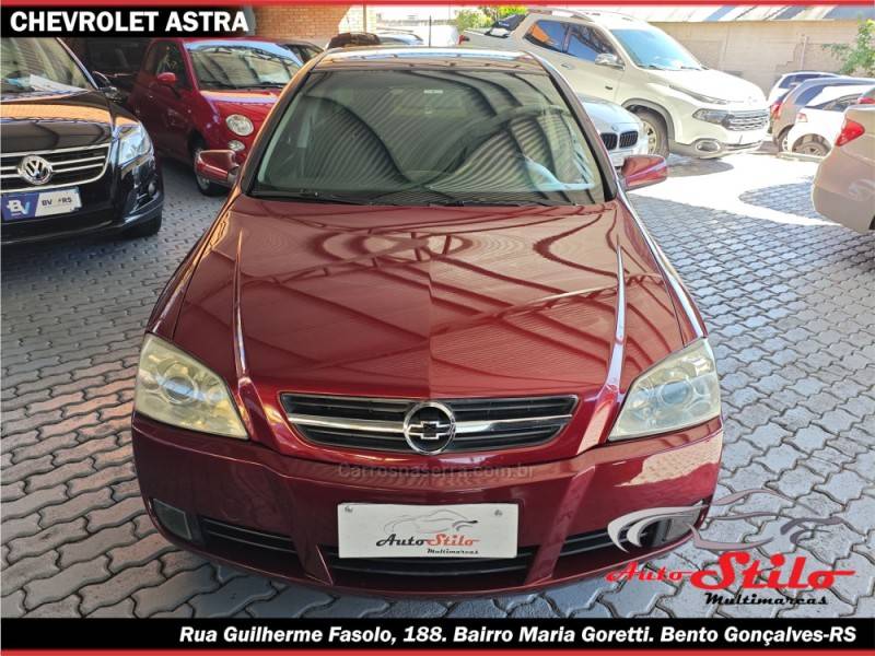 CHEVROLET - ASTRA - 2009/2010 - Vermelha - R$ 39.900,00