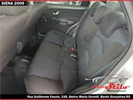 FIAT - SIENA - 2008/2009 - Prata - R$ 31.900,00