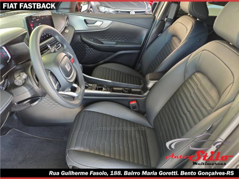 FIAT - FASTBACK - 2023/2024 - Cinza - R$ 138.900,00
