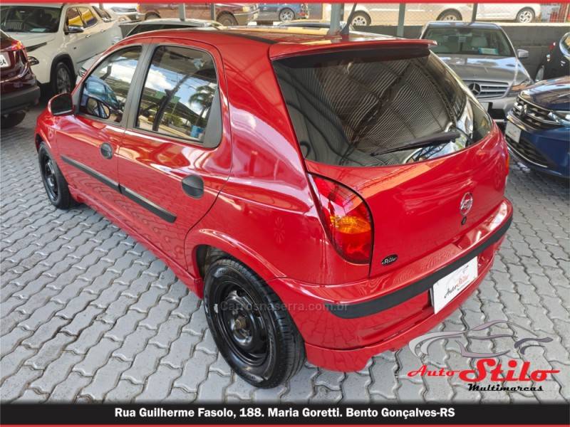 CHEVROLET - CELTA - 2002/2003 - Vermelha - R$ 19.900,00
