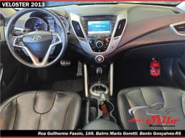 HYUNDAI - VELOSTER - 2012/2013 - Preta - R$ 65.900,00