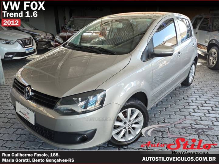 VOLKSWAGEN - FOX - 2012/2012 - Dourada - R$ 38.900,00